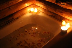 Baia de relaxare - uleiuri esențiale ce relaxează