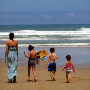 În vacanță cu copiii. Cum ne pregătim? Cum facem față?